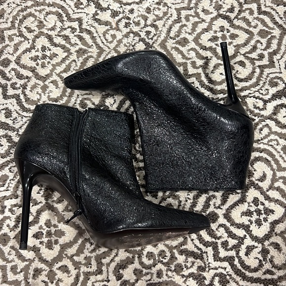 Stuart Weitzman ankle boots - Picture 2 of 3